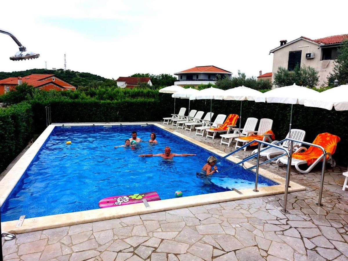 קאנפאנאר Apartments Baksa מראה חיצוני תמונה