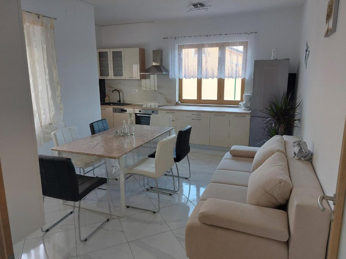 קאנפאנאר Apartments Baksa מראה חיצוני תמונה