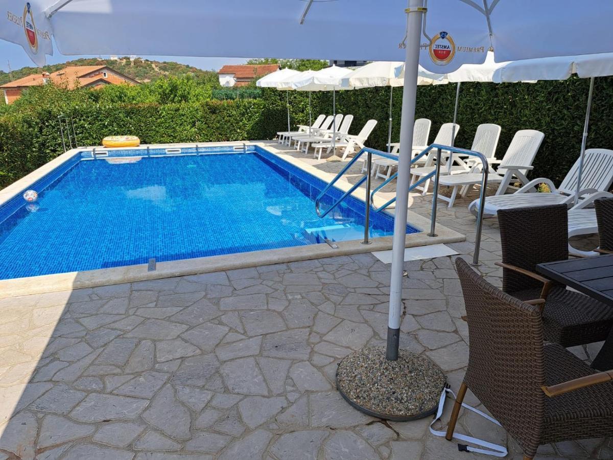 קאנפאנאר Apartments Baksa מראה חיצוני תמונה