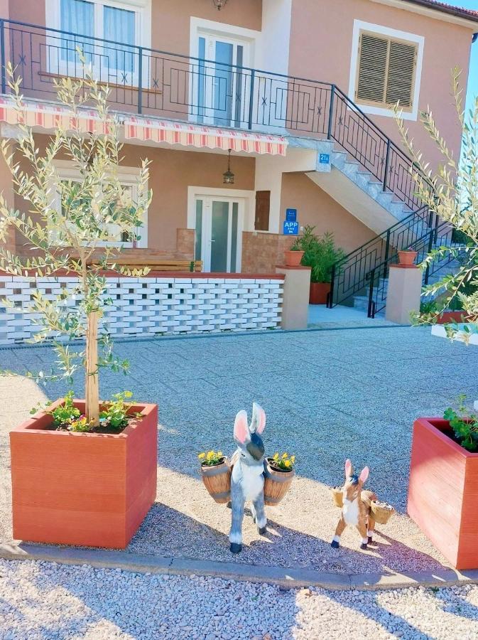 קאנפאנאר Apartments Baksa מראה חיצוני תמונה
